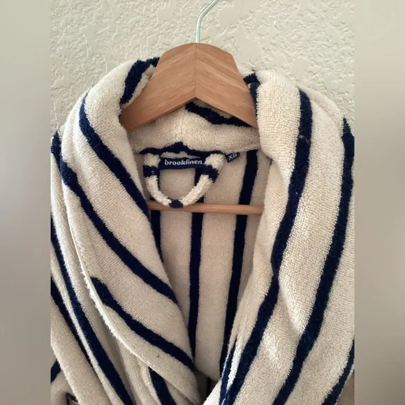 Brooklinen Super-Plush Robe Striped Abyss Unisex - Picture 4 of 5